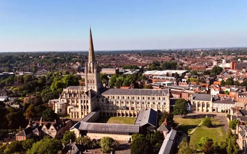 Movie causes cathedral to take down 'blood libel' leaflet