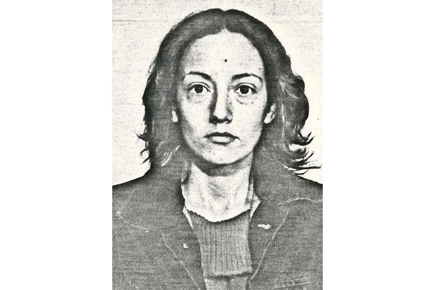 Woman Who Disappeared from Bowling Alley Parking Lot in 1989 Identified by Skeletal Remains Near Creek