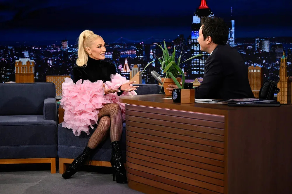 Gwen Stefani discusses No Doubt's 'very nostalgic' Sphere Residency on 'Fallon'