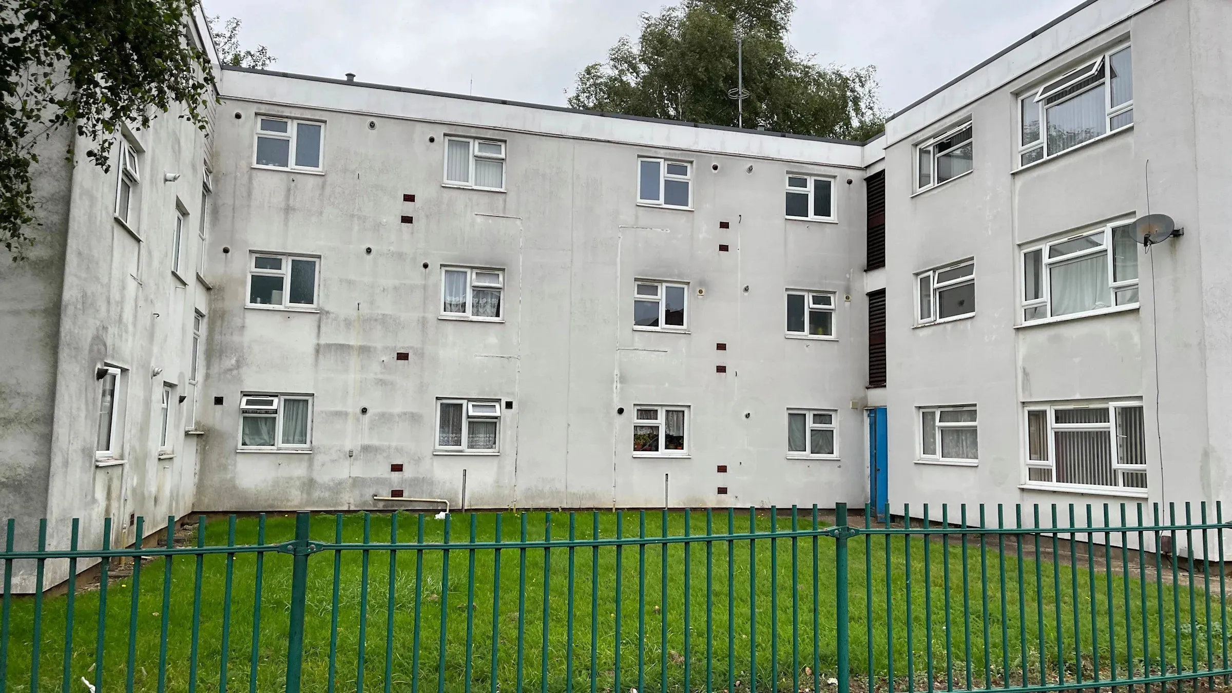 Council moves forward with bid to manage social housing