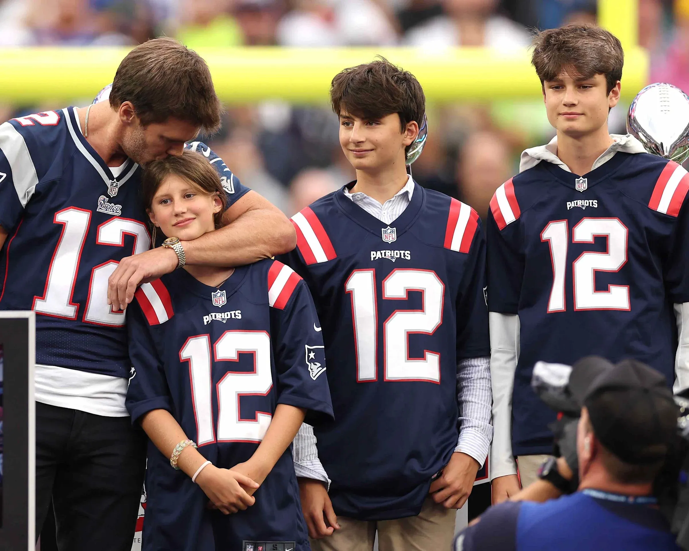 Rare Family Photos from Thanksgiving Show Tom Brady's Daughter's Striking Resemblance to Gisele Bündchen