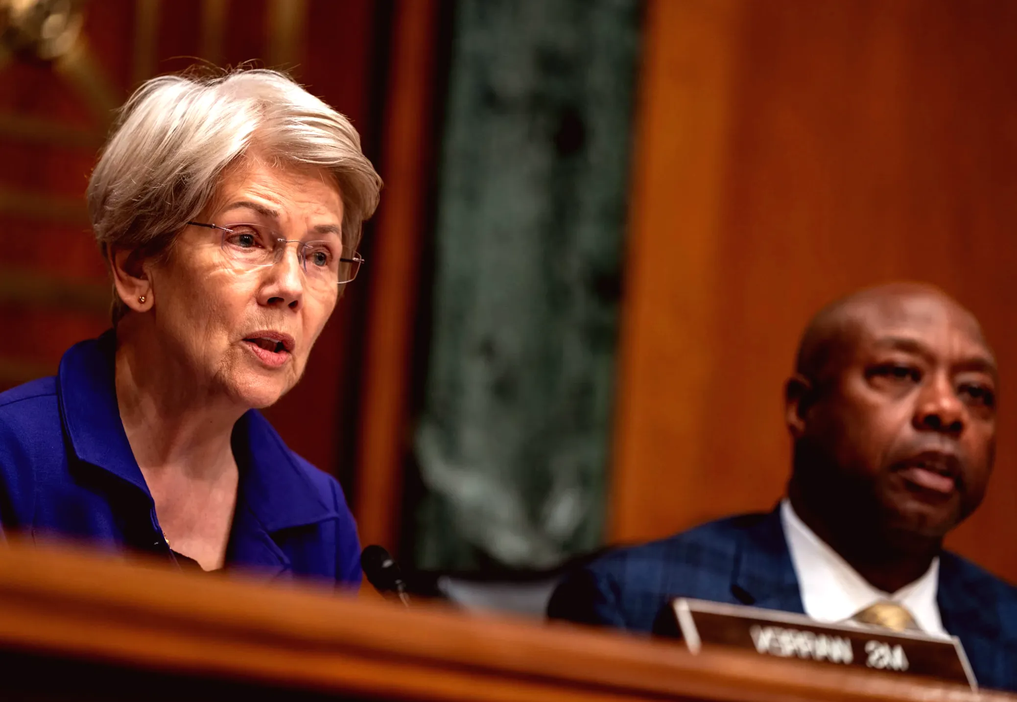 Elizabeth Warren Warns of "Higher Subscription Prices and Fewer Choices" in Response to Netflix-Warner Bros. Deal