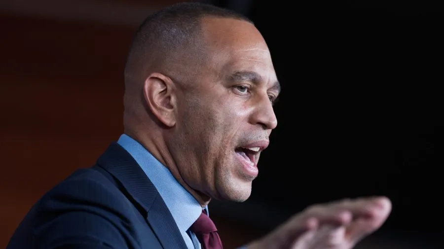 Jeffries condemns 'extrajudicial killings' as a stain on America
