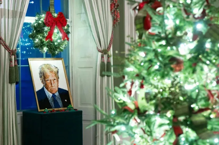 White House Christmas display reduced due to ballroom renovations