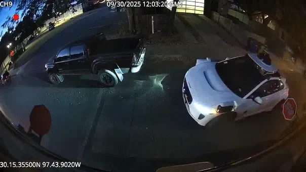 US authorities investigating Waymo for self-driving cars illegally passing school buses in Texas