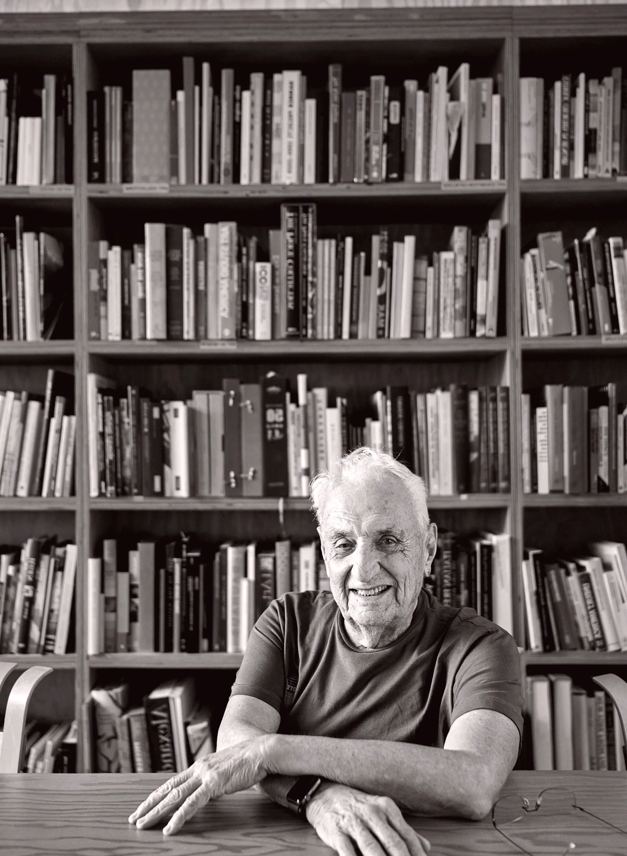Renowned Architect Frank Gehry Passes Away at 96