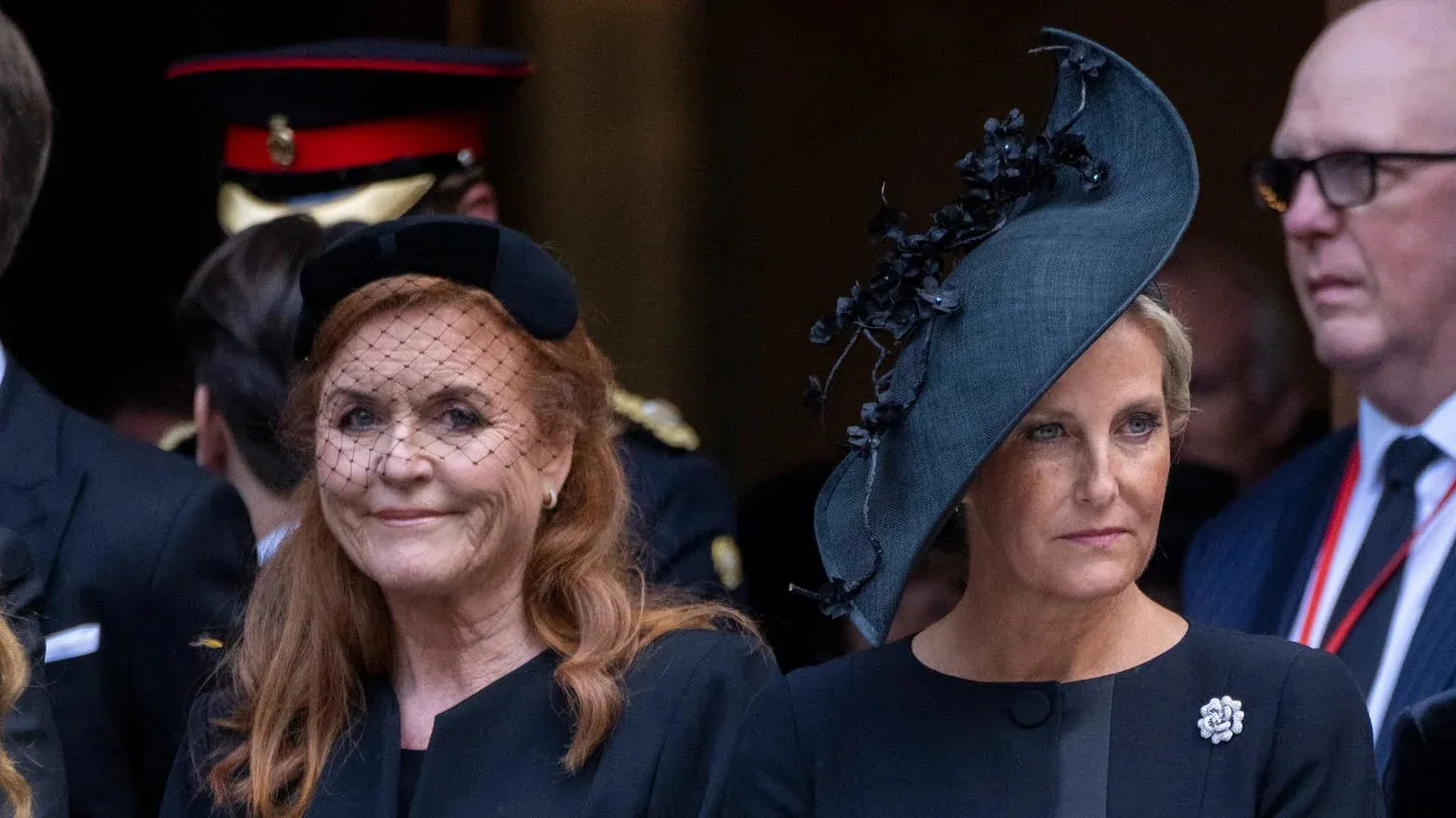 Fergie Considers Exposing Royal Family in Tell-All Interview