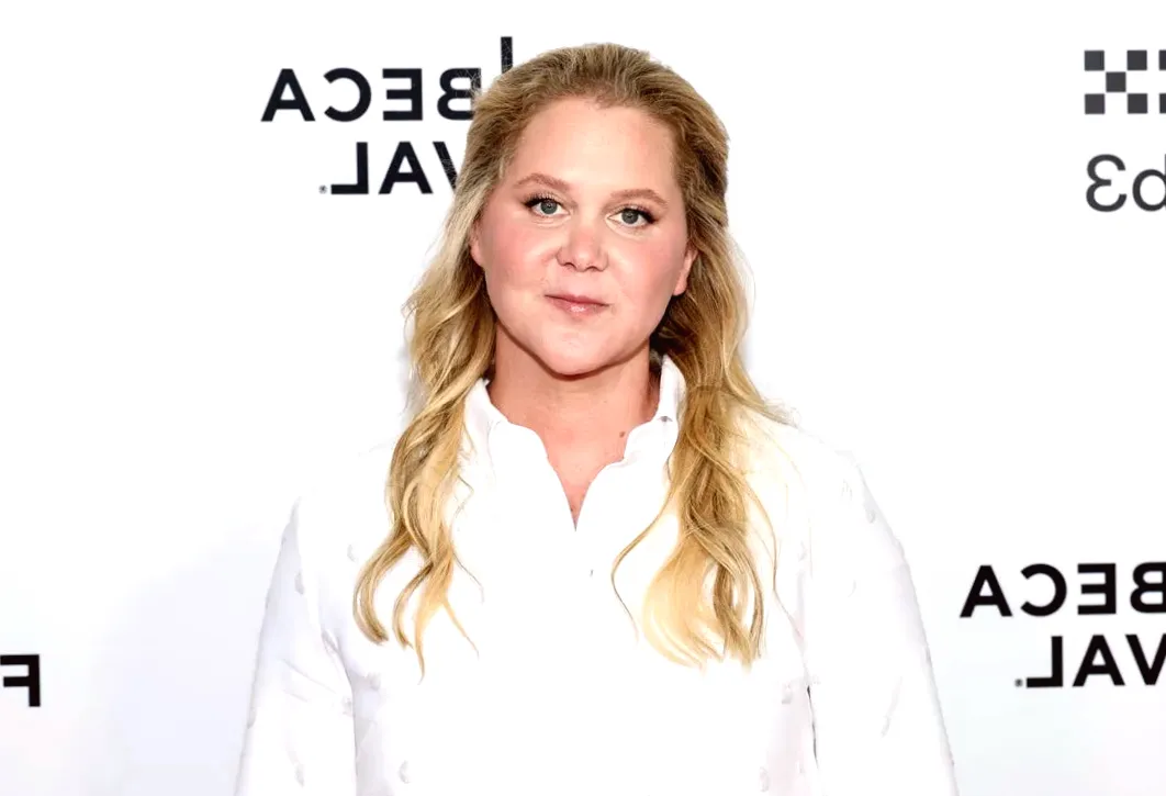 Amy Schumer lost 50 pounds to 'survive' an illness, not to appear attractive