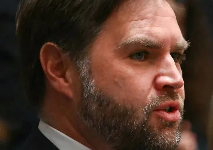 Trump Accidentally Revealed His Opinion of JD Vance as "Incompetent" During Confusing Cabinet Meeting Rant