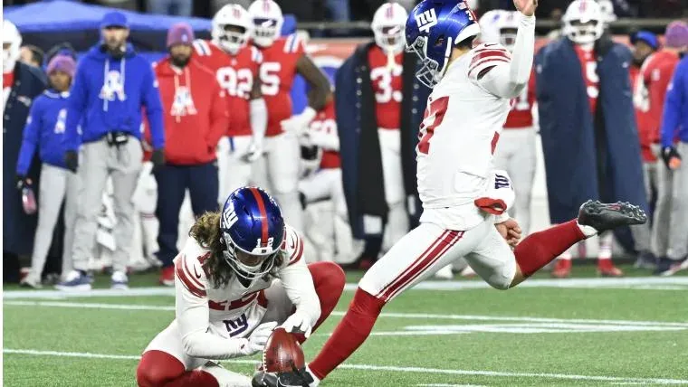 What caused Younghoe Koo's strange missed field goal against the Patriots?