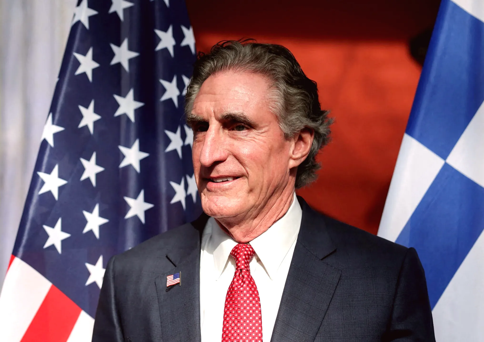 Shopping for Christmas Trees? Real Trees Might Be a Bargain in 2025.