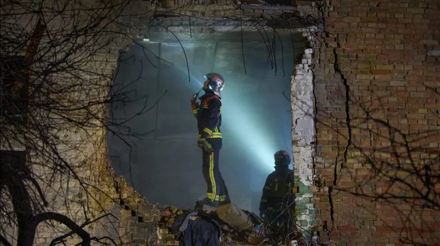 Russia kills three in Ukraine before US diplomatic talks