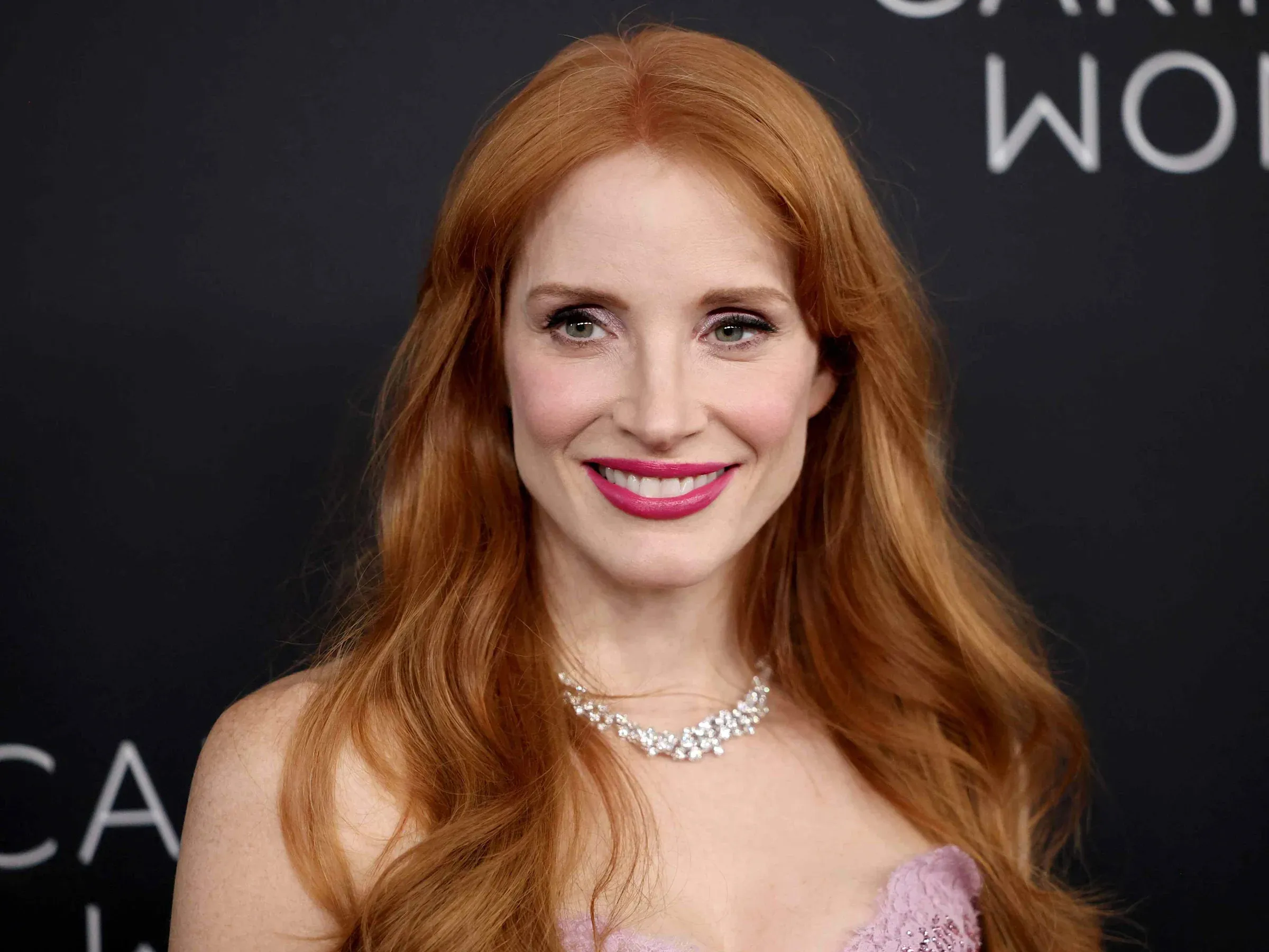 Jessica Chastain Combines Her Glittering Strapless Dress With 81 Carats of Diamonds Previously Worn by a Classic Hollywood Star