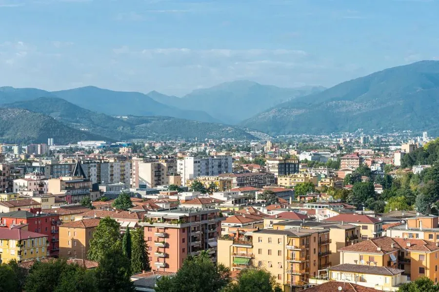 Study predicts Europe could have 42 more days of summer by 2100.