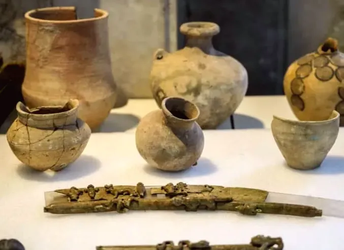 Syrian museum receives back hundreds of artefacts hidden during war