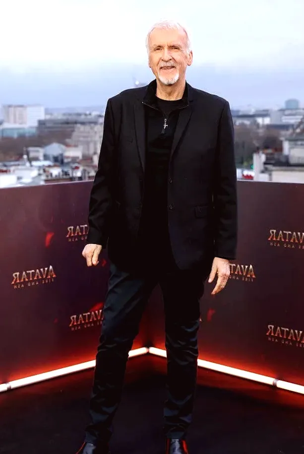 18 Celebrities Who Have Left or Plan to Leave the US for Political Reasons