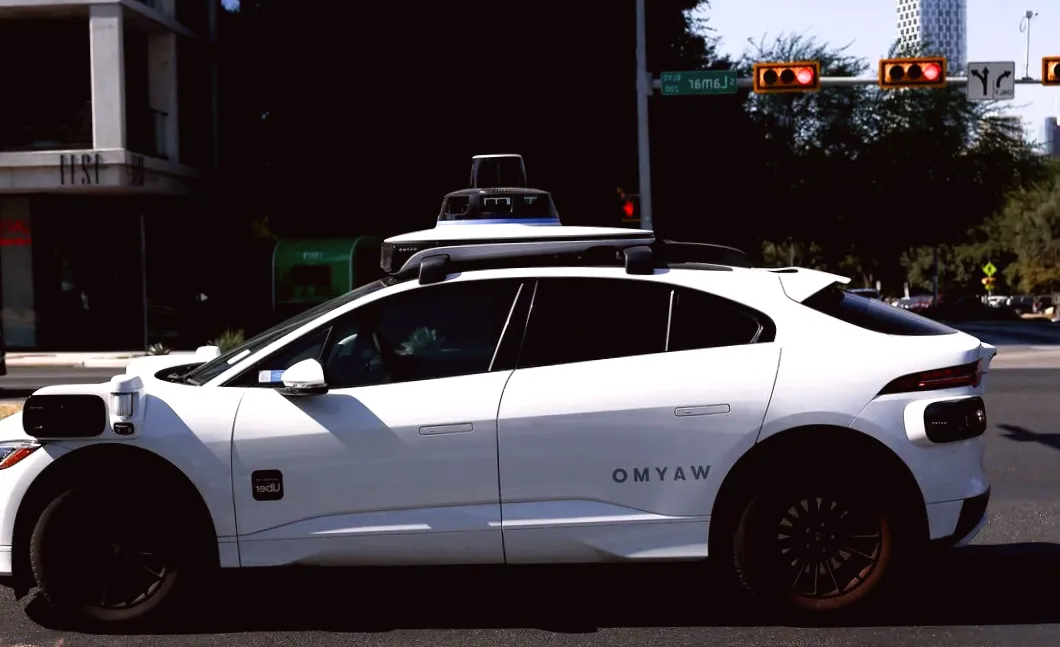 Waymo school bus violations lead to new safety probe