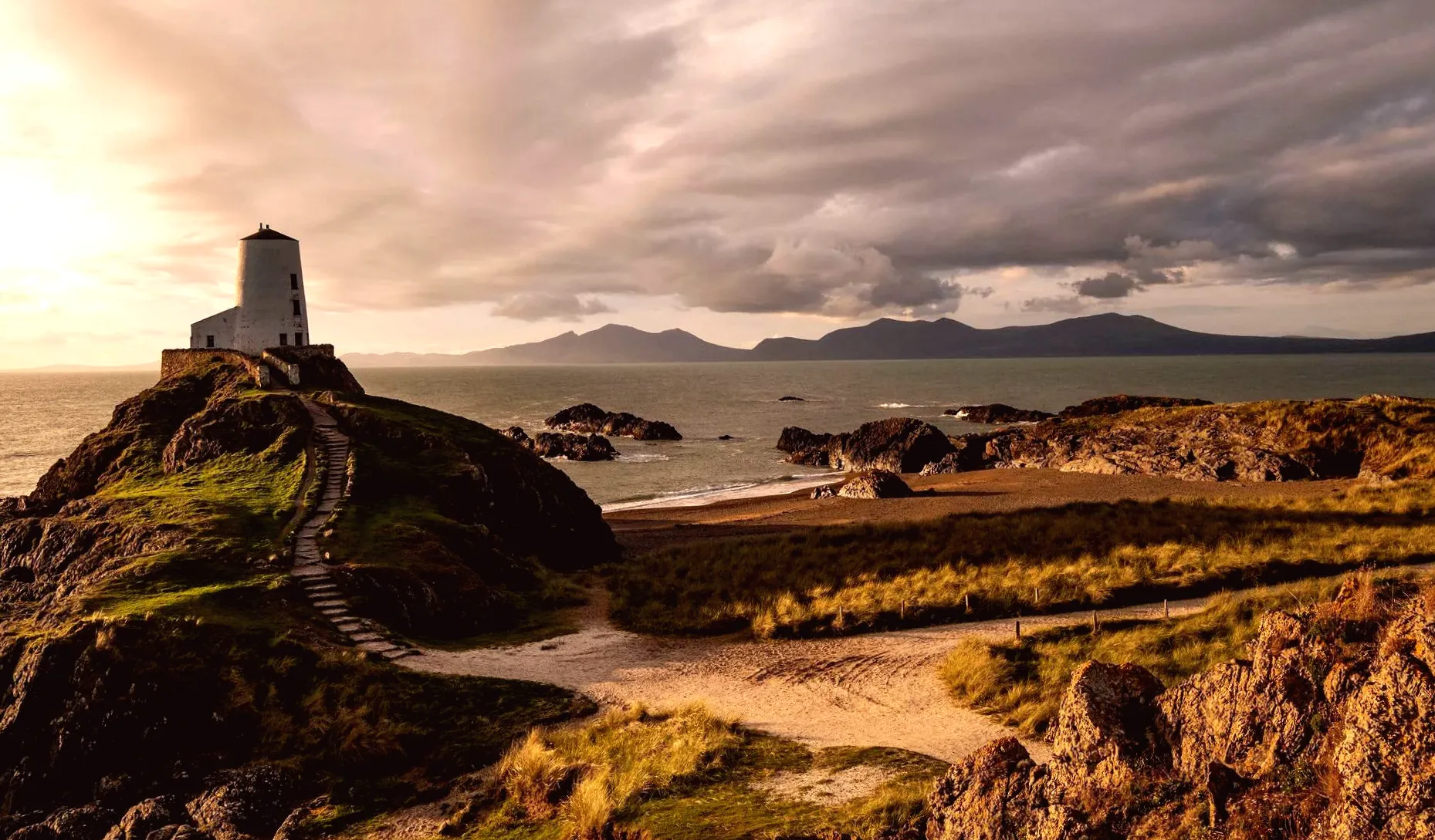 Survey finds Anglesey is the happiest place in Wales