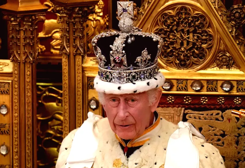 Protesters detained for smearing custard and crumble on Crown Jewels display at Tower of London