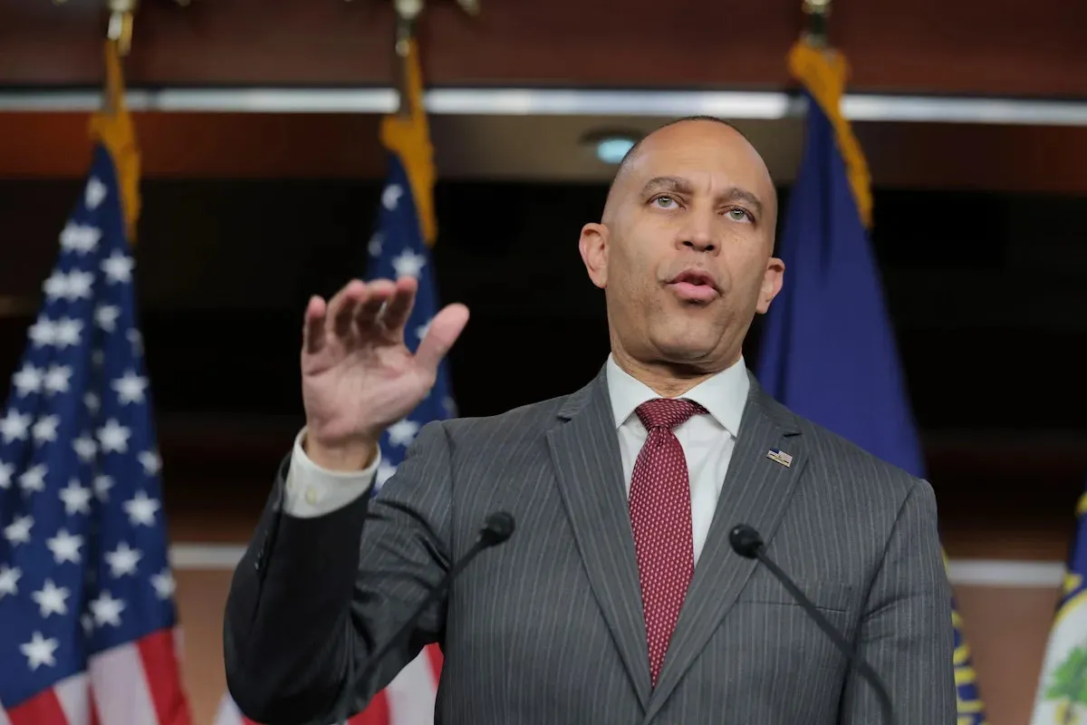 Hakeem Jeffries acknowledges Trump deserves some credit