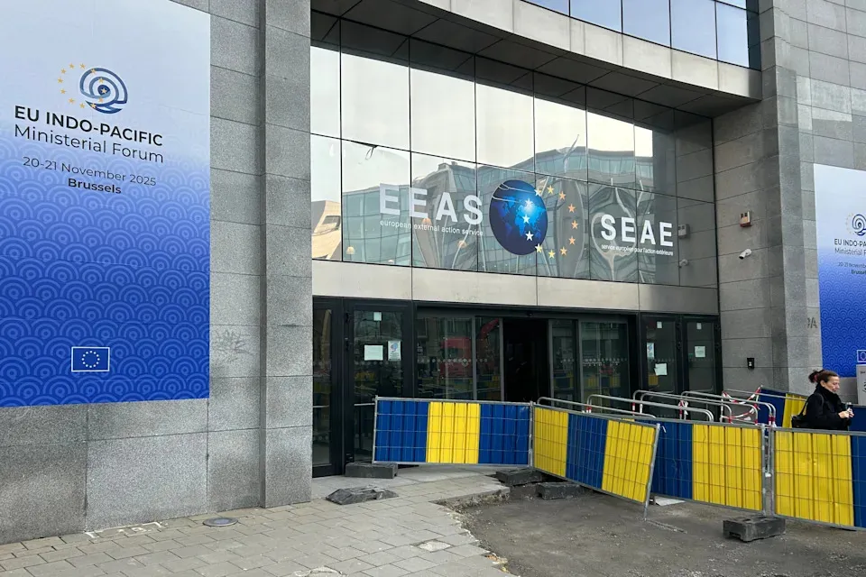 Belgian authorities detain 3 individuals following raids on college and EU diplomatic headquarters