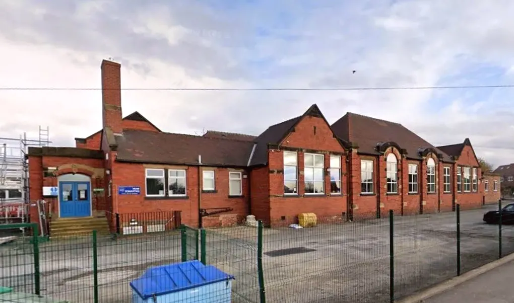 Council urged to authorize reconstruction of primary school