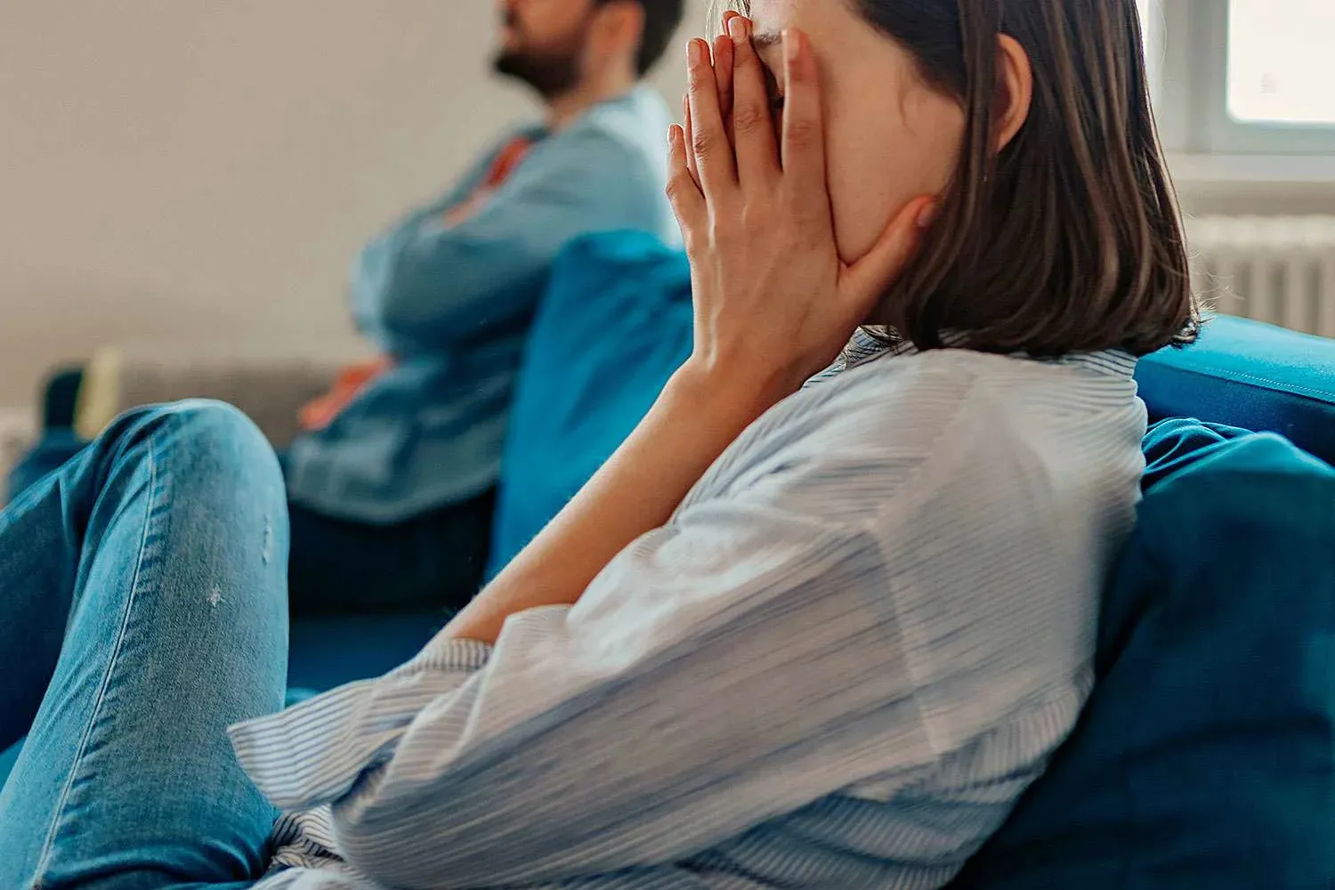 Woman Describes Boyfriend's 'Radical Honesty' as 'Public Humiliation'