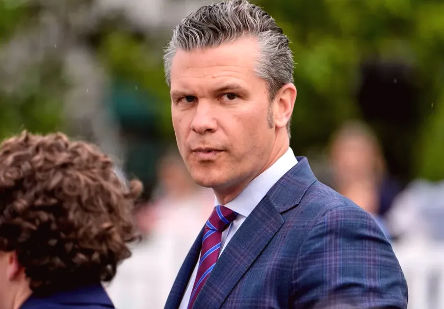 Republican Senator Expresses Shock Over Reporting on Hegseth's Kill Order