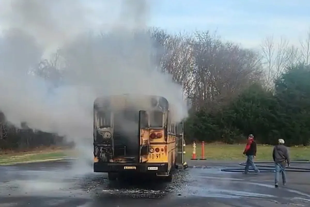 Quick-thinking Girl Helps Evacuate Elementary Students from School Bus Before It Catches Fire