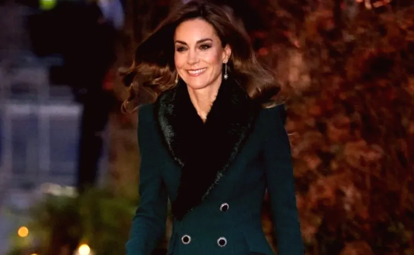 Kate Middleton Demonstrates the Modern Princess Christmas Style