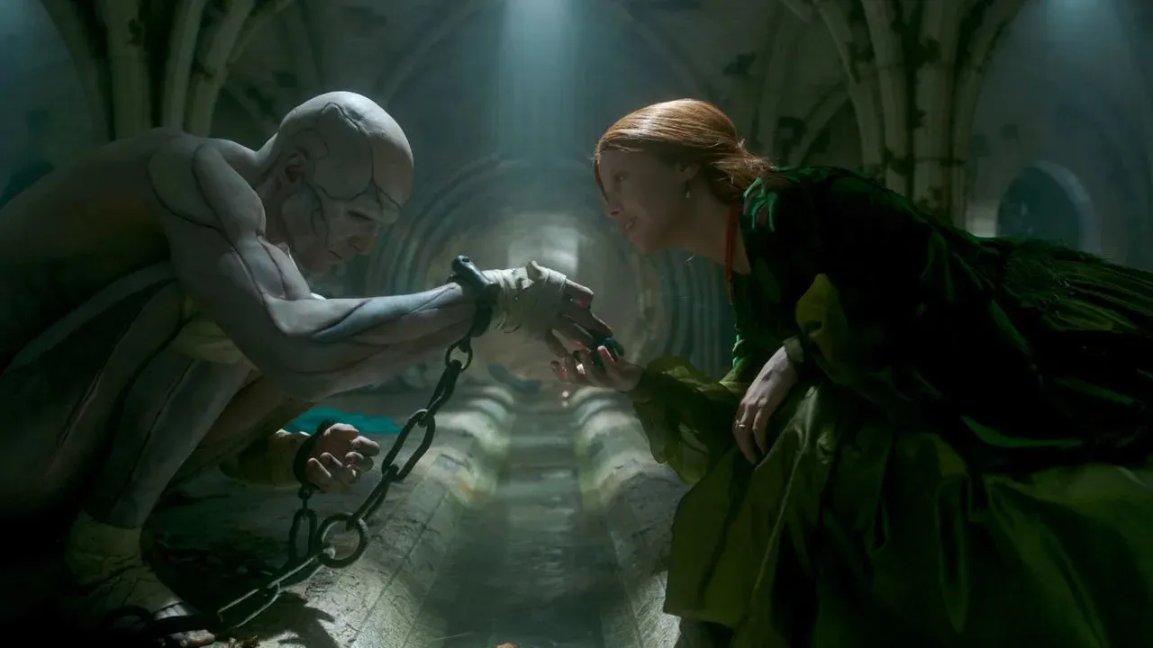 Director Guillermo del Toro shoots all scenes with Jacob Elordi's Creature and Mia Goth's Elizabeth at a higher frame rate, enhancing emotional impact