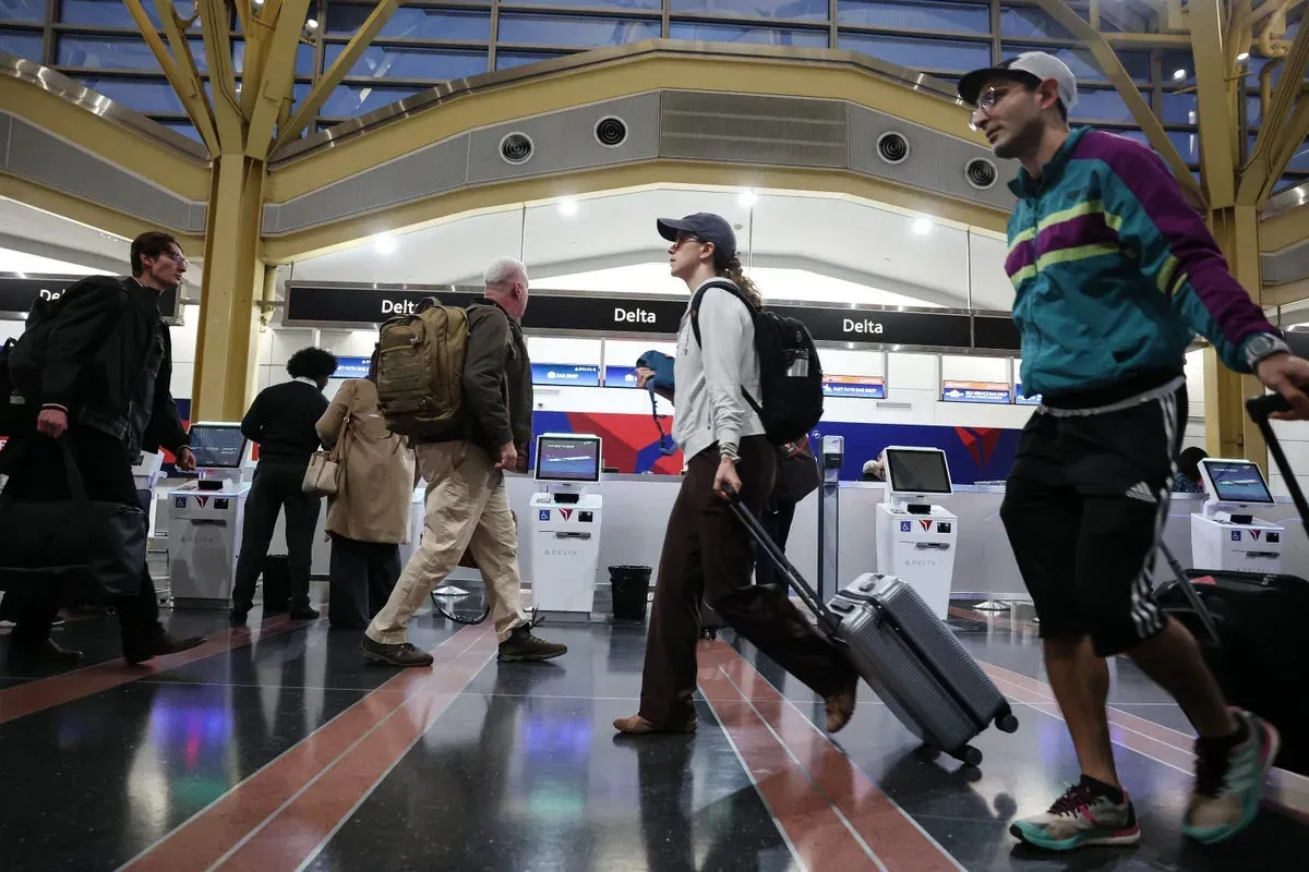 Travelers increasingly don pajamas at airports in protest against Sean Duffy's etiquette campaign