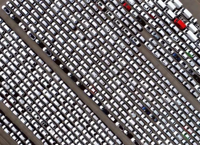 Is EU considering revising the 2035 combustion-engine ban?