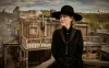 Gillian Anderson's talent is wasted in this disappointing Western